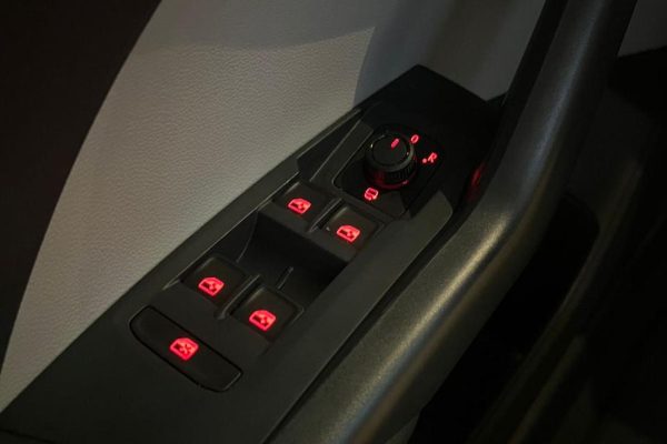 WhatsApp Image 2025-11-27 at 17.08.02 (1)