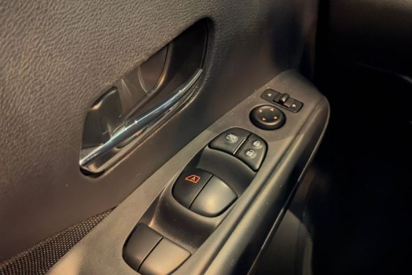 WhatsApp Image 2026-04-15 at 15.47.21 (4)